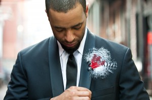 Feather-Boutonniere