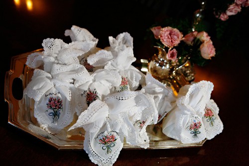 Handkerchief-Wedding-Gifts