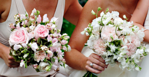 Pink-Bridesmaid-Bouquets