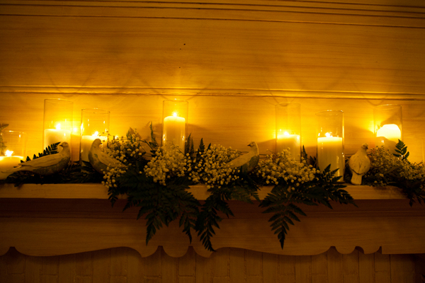 Candle-and-Babys-Breath-Mantle-Decor