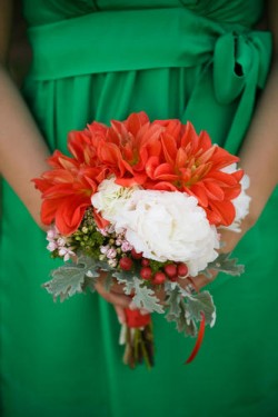 red bouquets green bridesmaids dresses