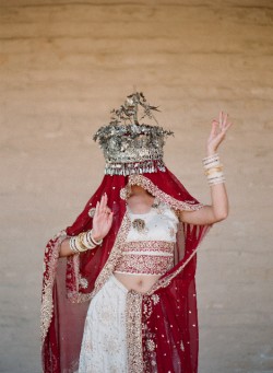 Indian-Wedding-Attire-Elizabeth-Messina-07
