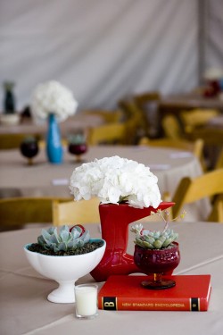 Red-and-White-Centerpiece