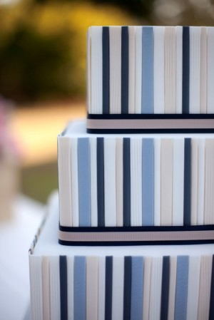 Striped-Wedding-Cake