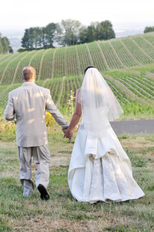 Wine-Country-Farm-Oregon-Wedding-Deyla-Huss-Photography-21