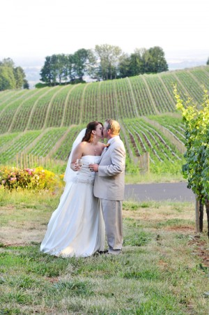 Wine-Country-Farm-Oregon-Wedding-Deyla-Huss-Photography-22