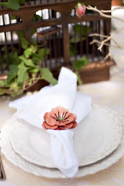 Ceramic-Flower-Napkin-Ring