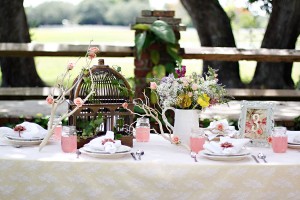Pink-Garden-Wedding-Table