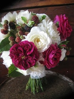 Flowerwild-Blackberry-Bouquet