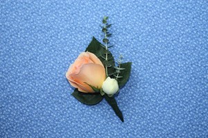 How-to-Make-a-Boutonniere-13