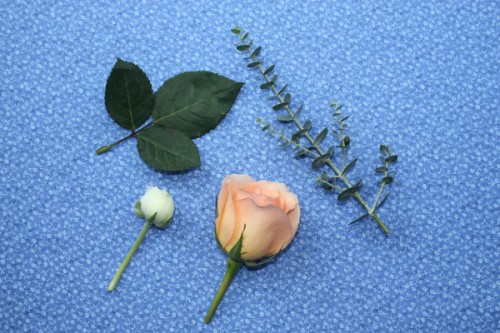 How-to-Make-a-Boutonniere-6