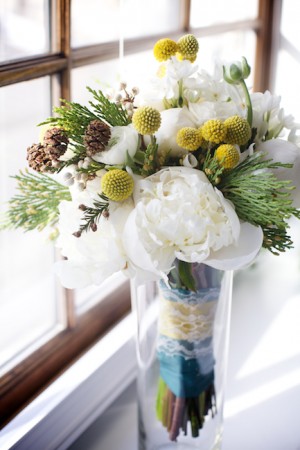 Pinecone-Wedding-Bouquet