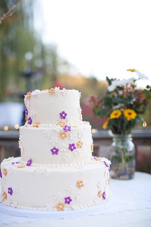 Purple-Buttercream-Flower-Wedding-Cake