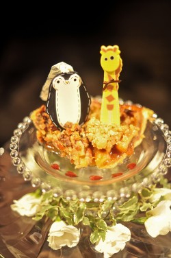 wood-cut-out-animal-cake-topper