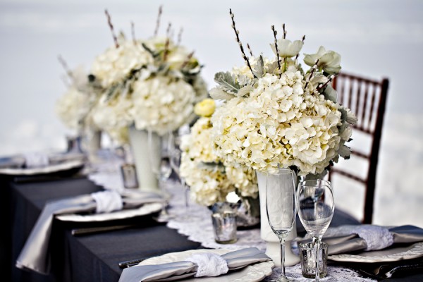 Gray-Winter-White-Elegant-Table