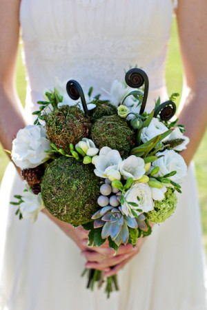 Moss-and-Monkey-Tail-Bouquet