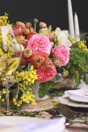 Pink-Yellow-Black-Elegant-Wedding-Centerpiece-6
