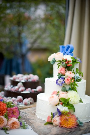 Cake-with-Colorful-Fresh-Flowers