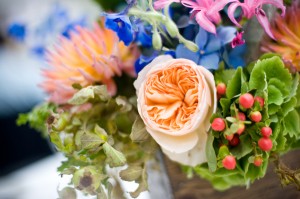 Peach-Green-Mountain-Wedding-Floral