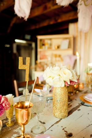 Gold-Glitter-Table-Number