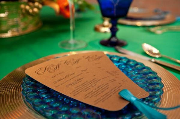 Gold-and-Blue-Table-Setting
