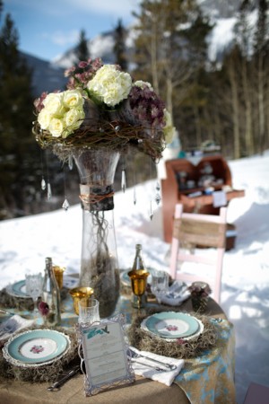Woodsy-Winter-Wedding-Table