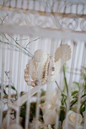 pearls-and-birds-decor