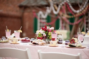 Berry-Pink-Wedding-Table