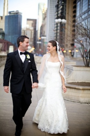 Bride-and-Groom-Downtown-Chicago