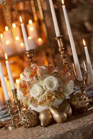 Elegant-Gold-Peach-Wedding-Centerpiece
