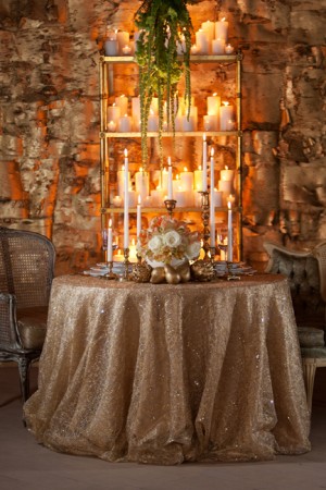 Elegant-Gold-Wedding-Table
