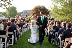 Outdoor-Wedding-Ceremony-Red-Lion-Inn-Cohasset-MA