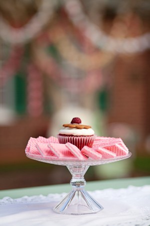 Red-Pink-Wedding-Desserts