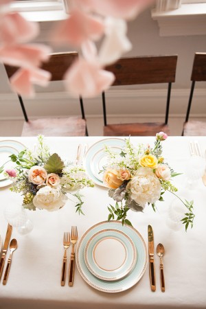Yellow-and-Pink-Centerpieces
