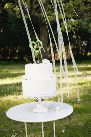Classic-Green-and-White-Wedding-Ideas-25