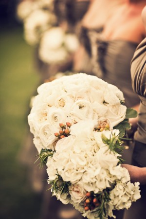 White-Garden-Rose-Bouquet