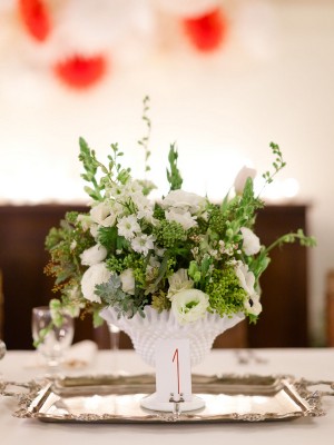 White-and-Green-Centerpiece-in-Milk-Glass
