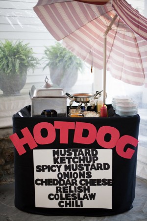 hot-dog-station