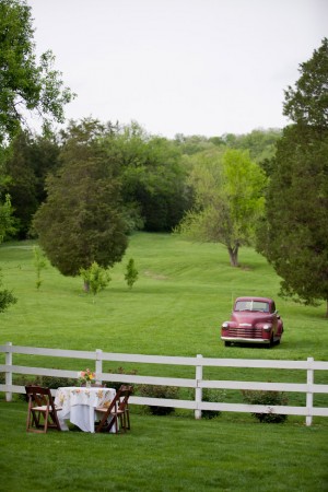vintage-farm-wedding