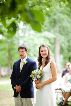 Relaxed-Virginia-Vineyard-Wedding-Katelyn-James-Photography-1