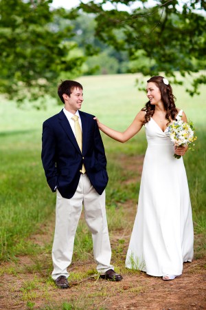 Relaxed-Virginia-Vineyard-Wedding-Katelyn-James-Photography-16