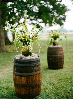 Wine-Barrel-Wedding-Decor