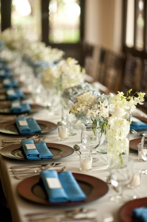 Blue-and-Ivory-Hydrangea-Centerpieces