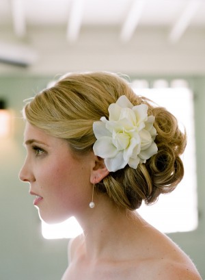 Bride-Hair-Flower