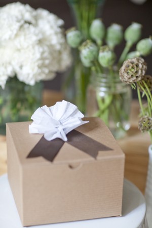 DIY-Stamped-Favor-Box-Wedding-Ideas-15
