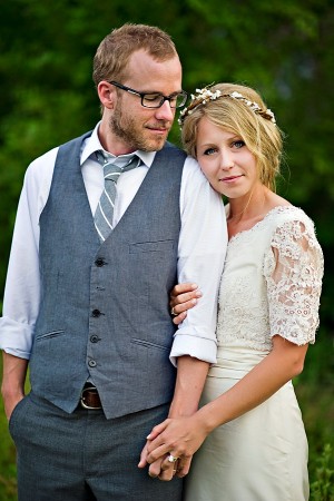 Earthy-Rustic-St-Louis-Wedding-by-Amelia-Strauss-Photography-2
