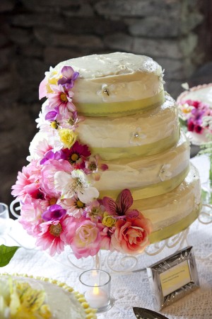 Flowers-for-Wedding-Cake