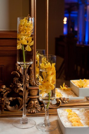 Yellow-Orchid-Centerpieces