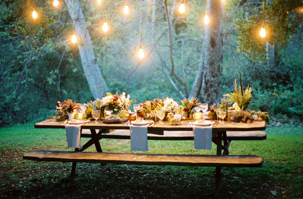 elegant-evening-picnic-wedding