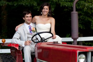 Bride-and-Groom-Tractor